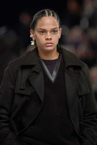 Look 92